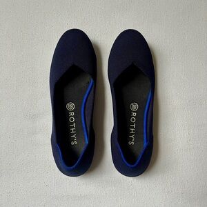 Women’s Rothy’s Navy Flats - Size 10
